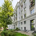 Dog Of Warsaw Apartment