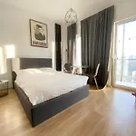 Bliska Wola Expo Central Apartment
