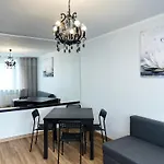 Coser Apartamenty Metro Onz