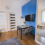 Poznanska Apartment. Great Location. City Center