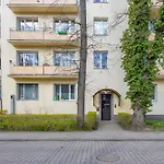 Studio With Balcony 180 M To The Royal Baths By Noclegi Renters