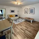 Smooth Life Apartment