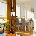 Autumn Apartment With Balcony And Two Bedrooms By Noclegi Renters
