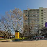 Autumn Apartment With Balcony And Two Bedrooms By Noclegi Renters