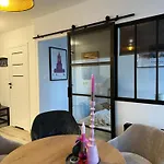 Apartament Centrum Warszawy Pereca