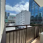 City Center Chmielna 100