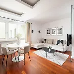 Arena Ursynow Luxury Apartment