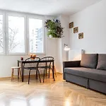 Book A Book - Apartment In The City Center