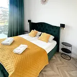 Warsaw Concierge Tower