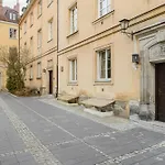 Miodowa Street P&O Serviced Apartments