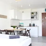 Labo Apartment Graniczna
