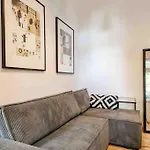 Apartament Praga North -Patio And Parking Near Warsaw East
