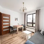 Metro Plocka Cosy Apartment