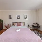 Cardamon Apartment City Center