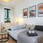 Superb Place To Live Saska Kepa