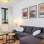 Superb Place To Live Saska Kepa