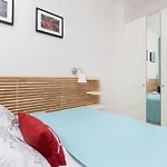 Beautiful Blue Sky Apartment Warsaw By Noclegi Renters