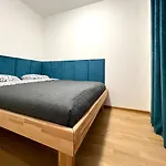 K22 Chopin Airport Apart C