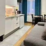 K22 Chopin Airport Apart C