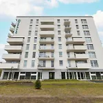 Stylish Apartment With Balcony 7Th Floor By Noclegi Renters