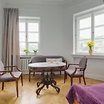 Top Place*Unique Royal Route View*4 Bedrooms*6Beds