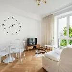 Plac Konstytucji 2 By Nyx Apart
