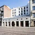 Close-Central Warsaw Apartment - Great Location- Praga&Zabkowska