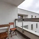 Warsaw Wola - Parking, Balcony, Quiet & Green Quarter - By Rentujemy
