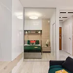 Vipwarsawapartments Pl Sienna 65