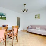 Spacious Apartment In Green Location
