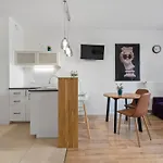 Comfy Studio. City Center.