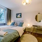 Warsaw Concierge Opera II