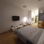 Zlatarooms 211