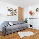 Sandstone Apartment Targowek