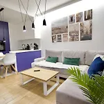 Wola Blue Modern Apartment