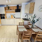 White Apartment Grzybowska