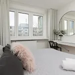 Elegant & Cozy Apartment Panska By Noclegi Renters