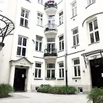 Pop Apartment Nowogrodzka