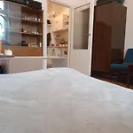 Entire Studio In The City Center