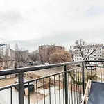 Cozy Flat Near Metro Szwedzka