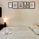 Halby Rooms In The Very Center Of Warsaw