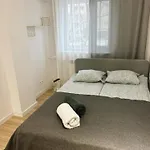 Project Comfort Apartament Zwierzyniecka 15/7 Warszawa Torwar