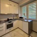 Fancy Life Apartment