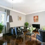 Apartment Chlodna 20