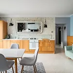 Old Town Colourful Apartment