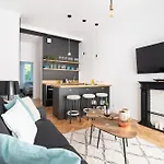 Marszalkowska Elegant Apartment With A Balcony Warsaw Center By Rent Like Home