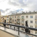 One-Bedroom Capital Apartment By Noclegi Renters