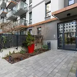 Bright Blue Apartment With Balcony, Parking And Air Conditioning In Warsaw By Noclegi Renters