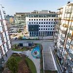 Bright Blue Apartment With Balcony, Parking And Air Conditioning In Warsaw By Noclegi Renters