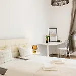 Central Warsaw Apartment - Great Location-Old Town - Podwale